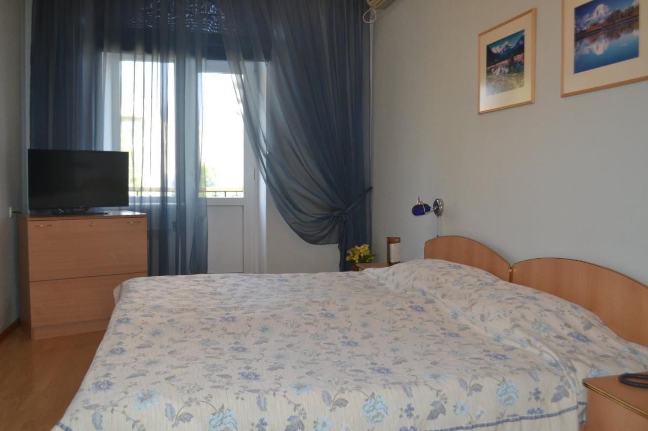 Apartments On Negruzzi 6/2 Κισινάου Εξωτερικό φωτογραφία