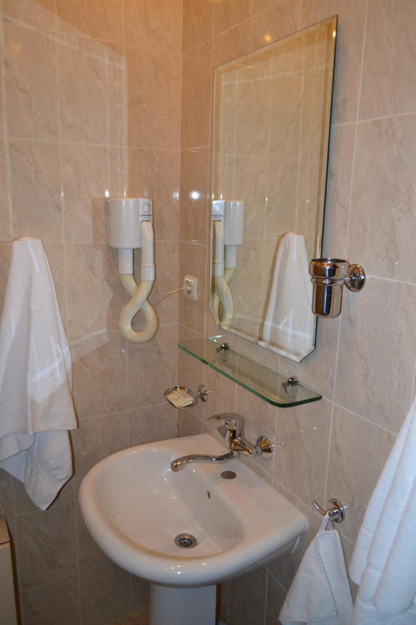 Apartments On Negruzzi 6/2 Κισινάου Εξωτερικό φωτογραφία